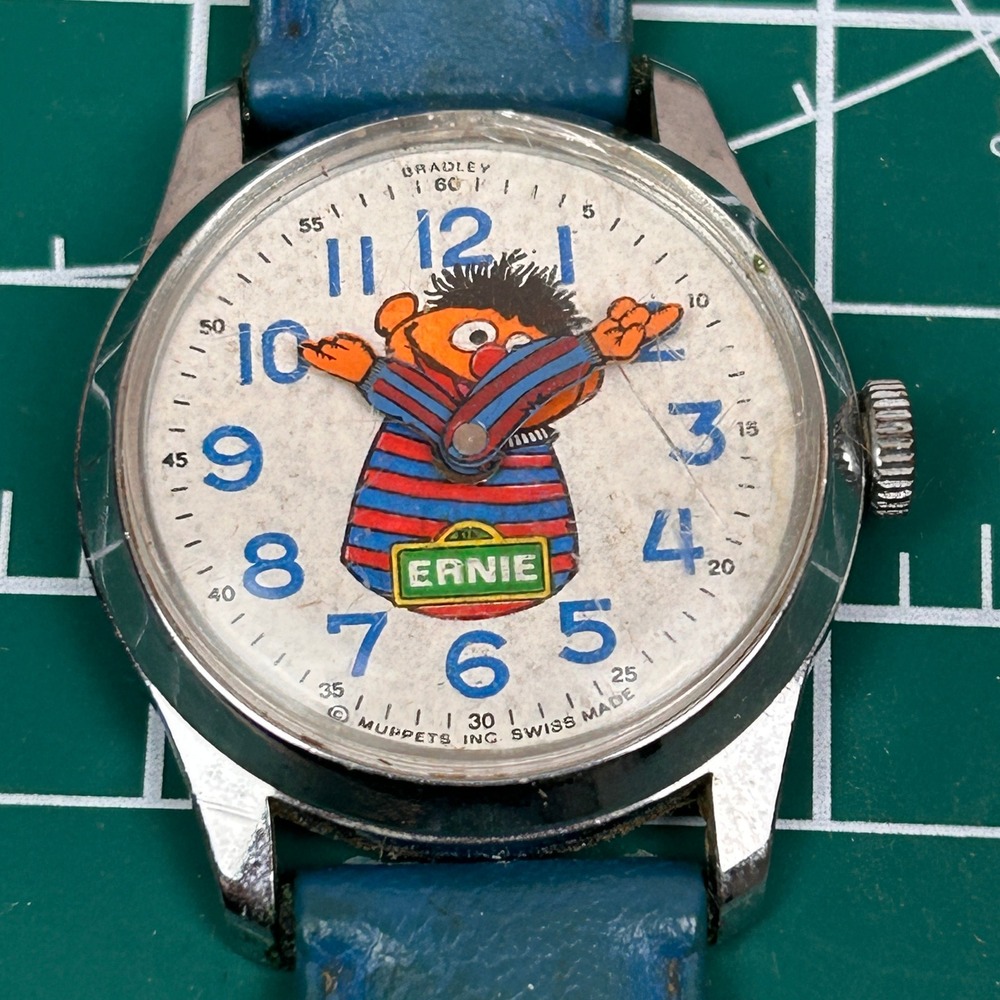 Bradley Ernie Muppets Vintage Childrens Mechanical‎ Watch Swiss Made Blue Strap